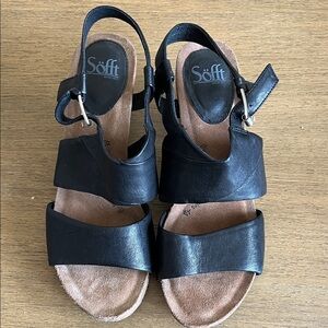 Black leather Softt Women's Melina Sandals size 11